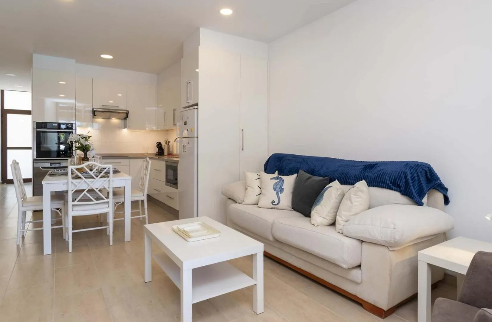 Sea Breeze Frontline Apartment Los Cristianos   Los Cristianos (Tenerife)
