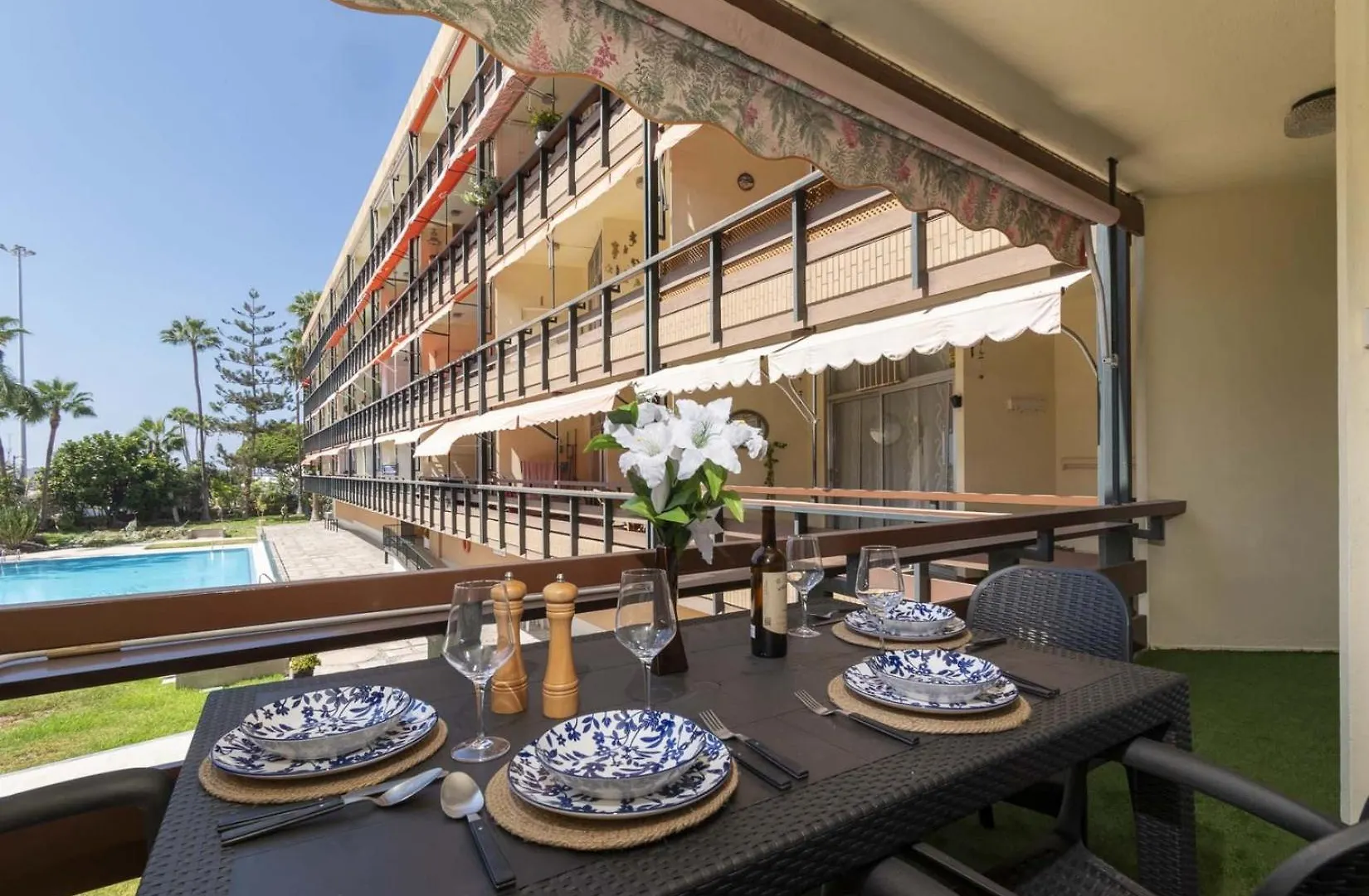 Sea Breeze Frontline Apartment location